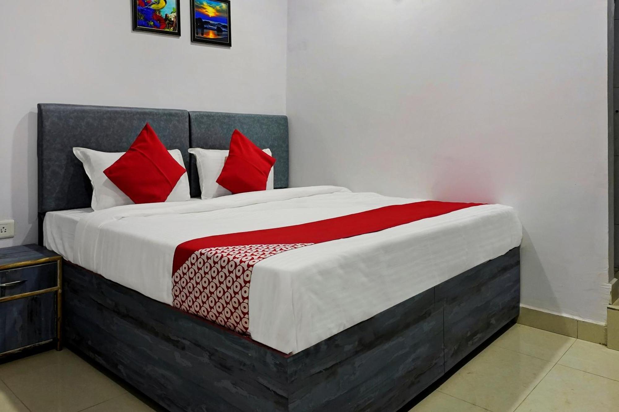 בהופאל Collection O Gauri Shree Hotel מראה חיצוני תמונה