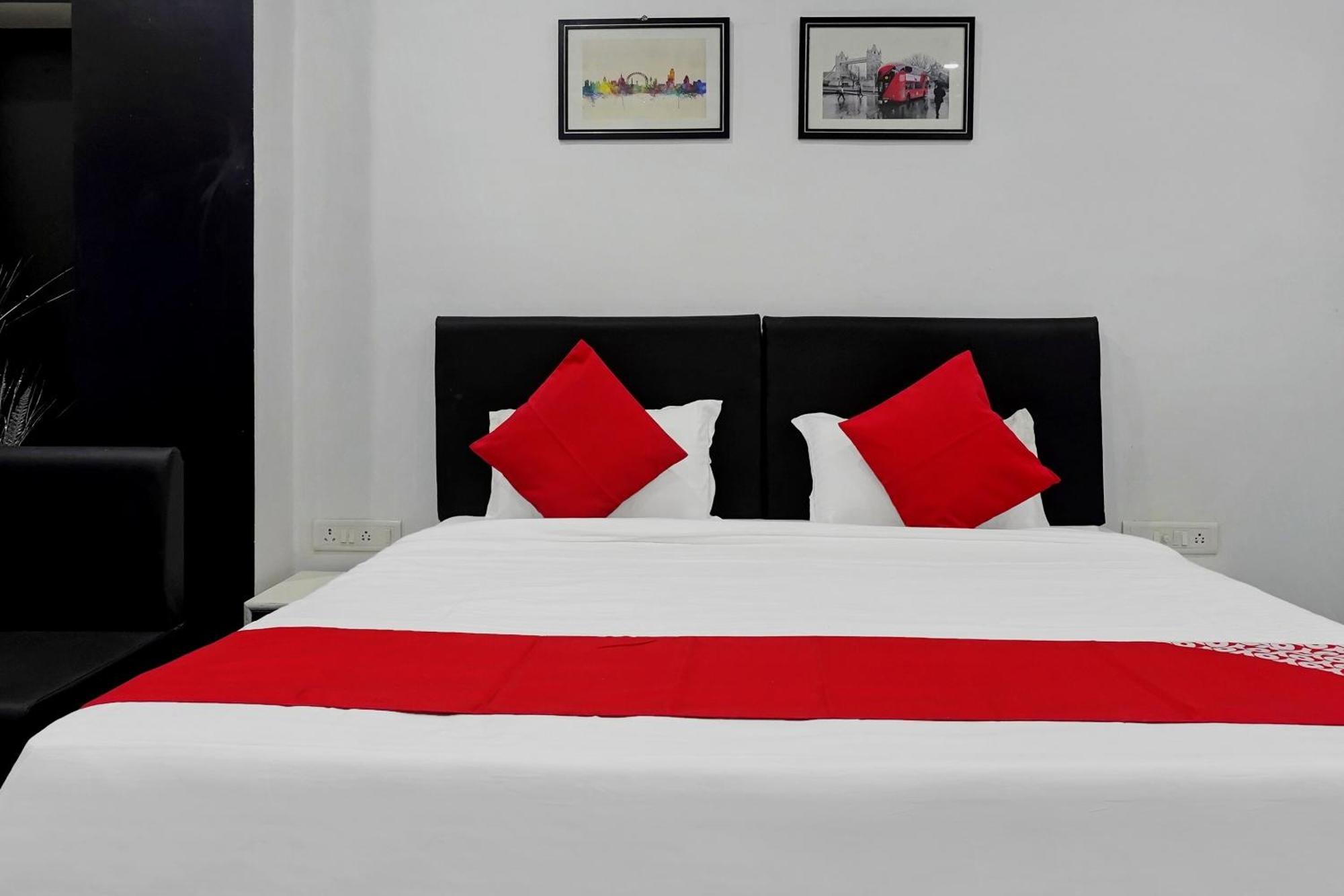 בהופאל Collection O Gauri Shree Hotel מראה חיצוני תמונה